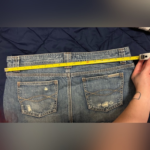 Abercrombie and Fitch Distressed Cut-Off Blue Denim Mini-Skirt Size 10 - Picture 10 of 10